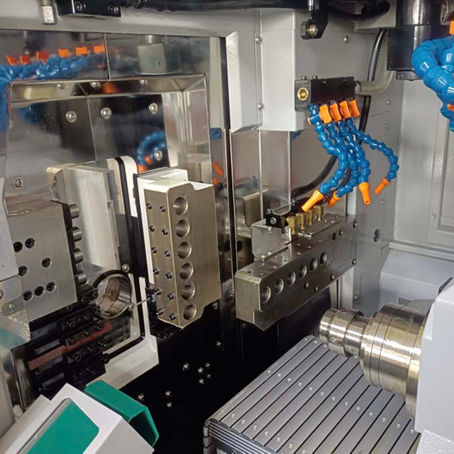 Husillo el&eacute;ctrico D206D de 6 ejes, herramientas el&eacute;ctricas, torno suizo CNC, canal de procesamiento Dual, carril gu&iacute;a de husillo r&aacute;pido FANUC